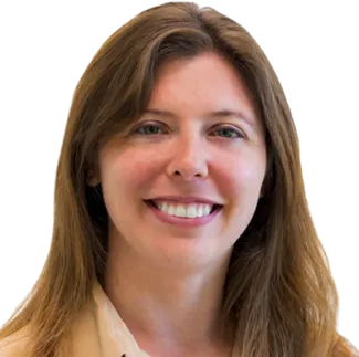 Katie Benthall headphoto